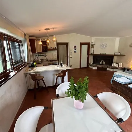 Sole Delle Marche Apartment *